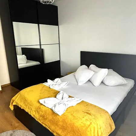 Fabulous 12 Minutes From Disneyland Montevrain