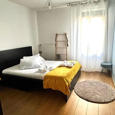Fabulous 12 Minutes From Disneyland *